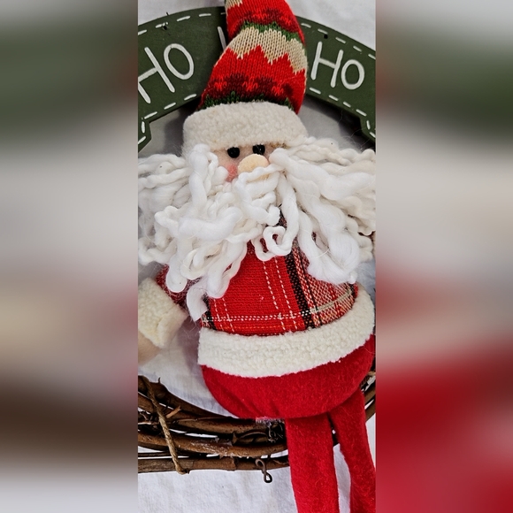 Christmas Wreath Santa Decoration with Jingle Bell - Picture 7 of 10